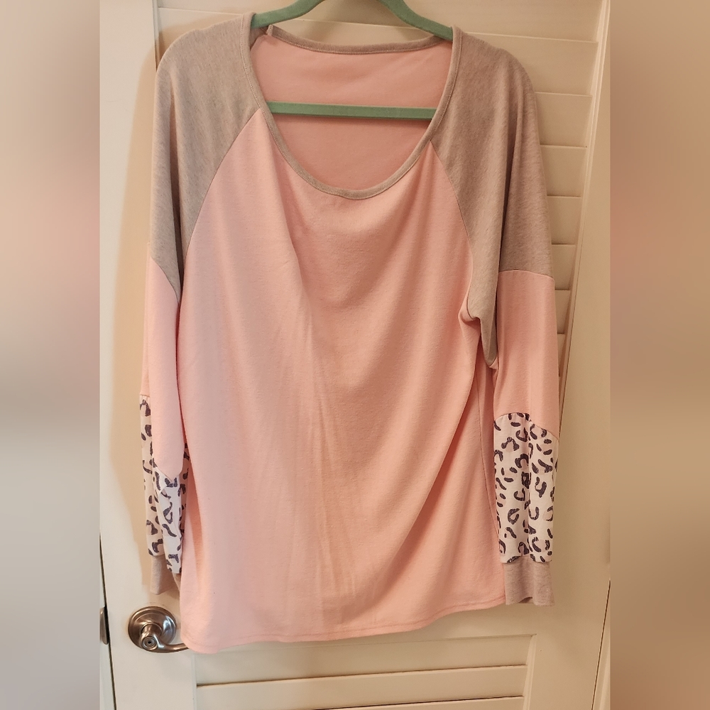 Woman's Shirt